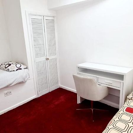Olly'S Place Guest House Manchester Eksteriør bilde